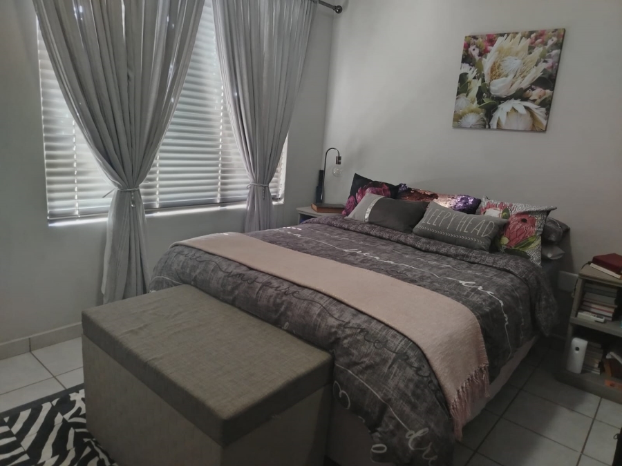 2 Bedroom Property for Sale in Waterval East North West